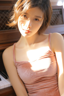 玛德莲堕落少女